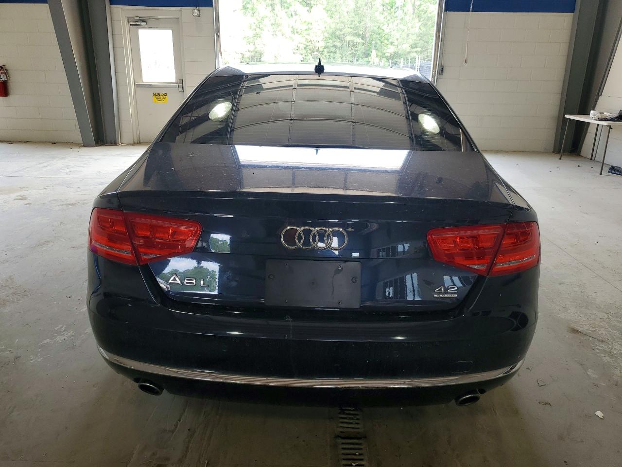 Audi A8 L Quattro