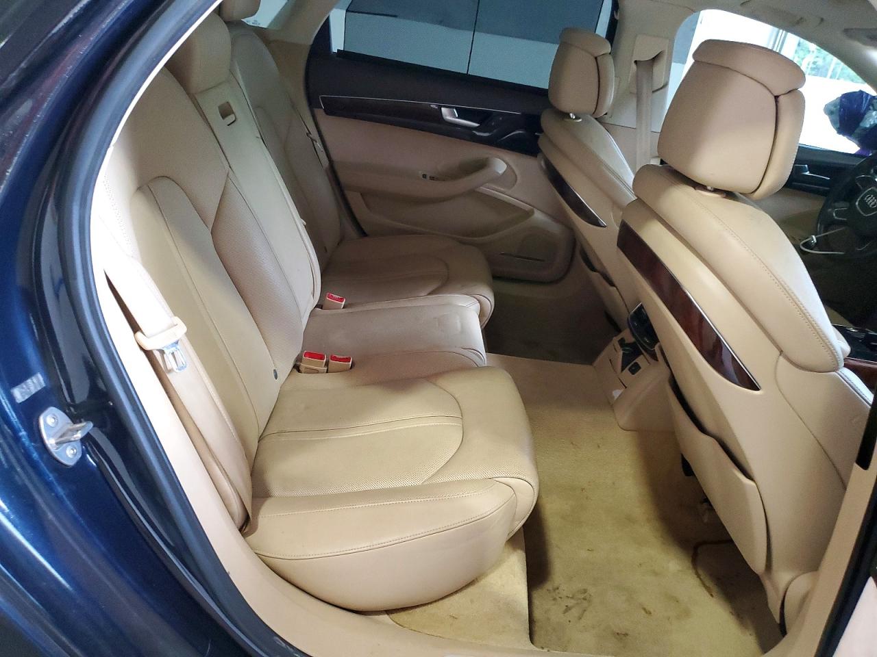 Audi A8 L Quattro