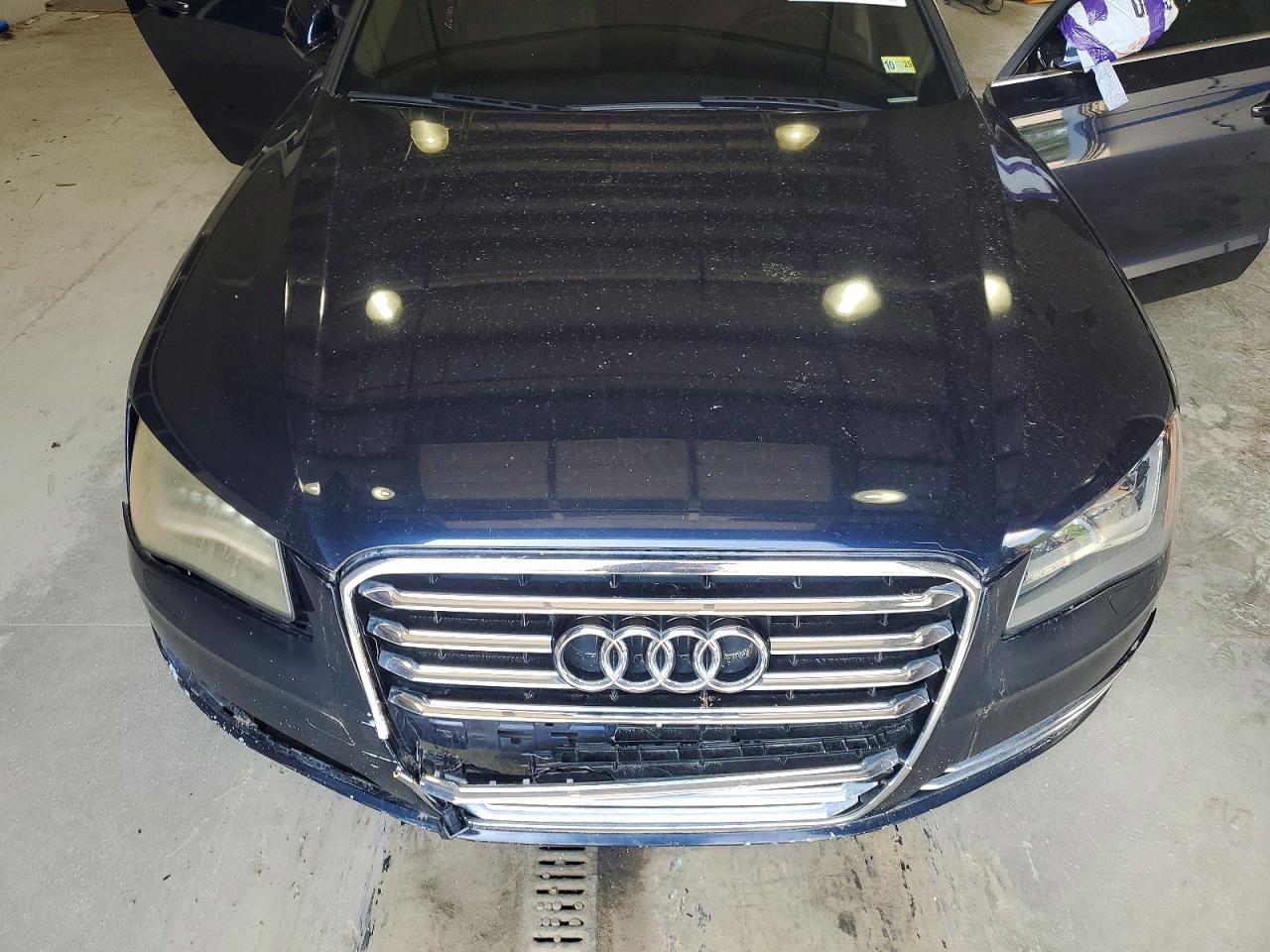 Audi A8 L Quattro