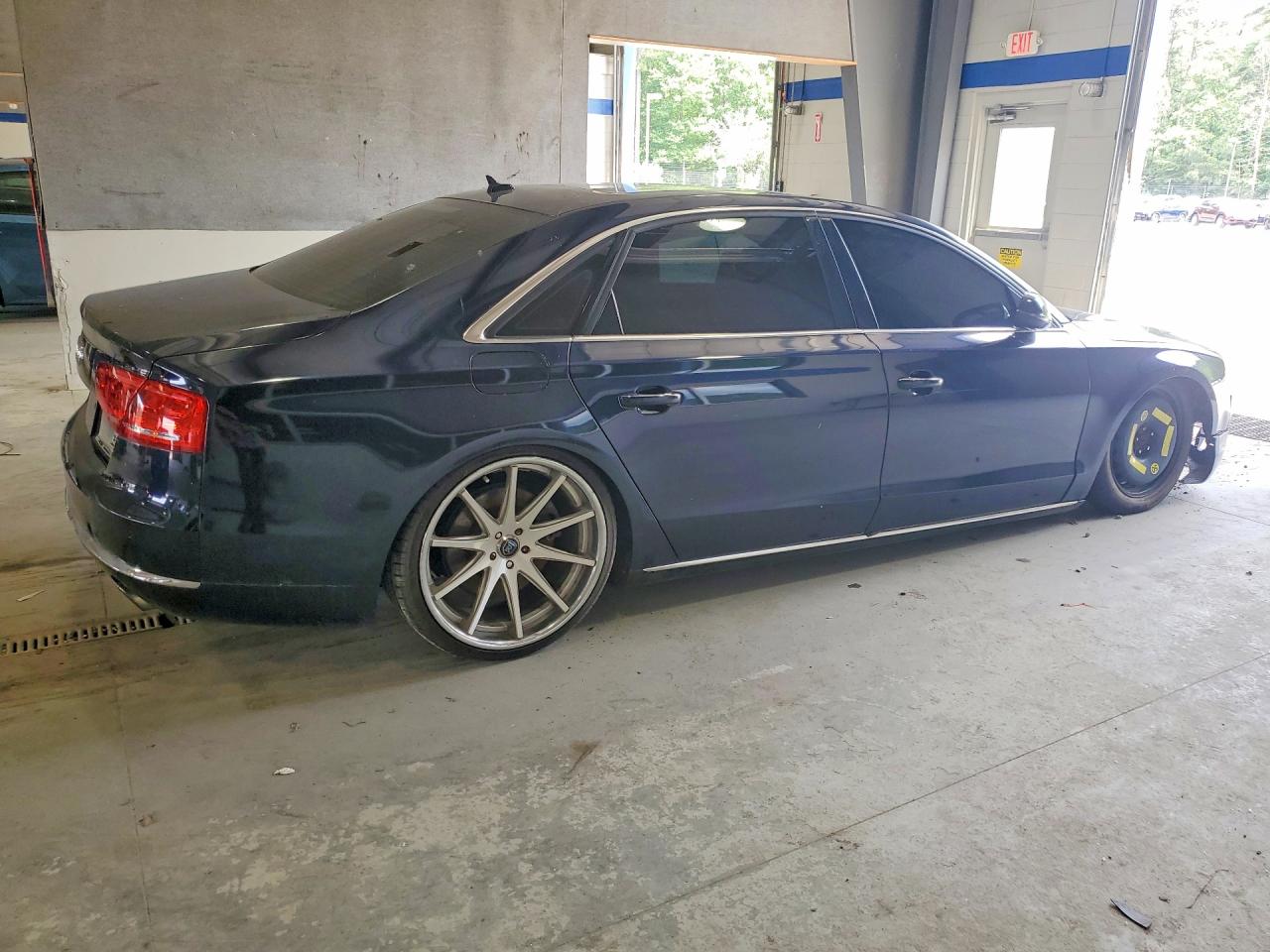 Audi A8 L Quattro
