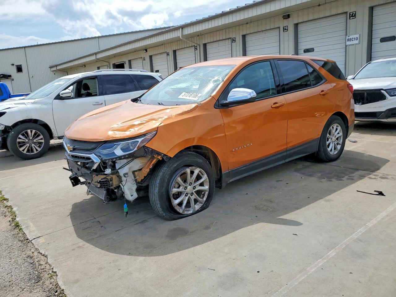 Salvage Chevrolet Equinox Image