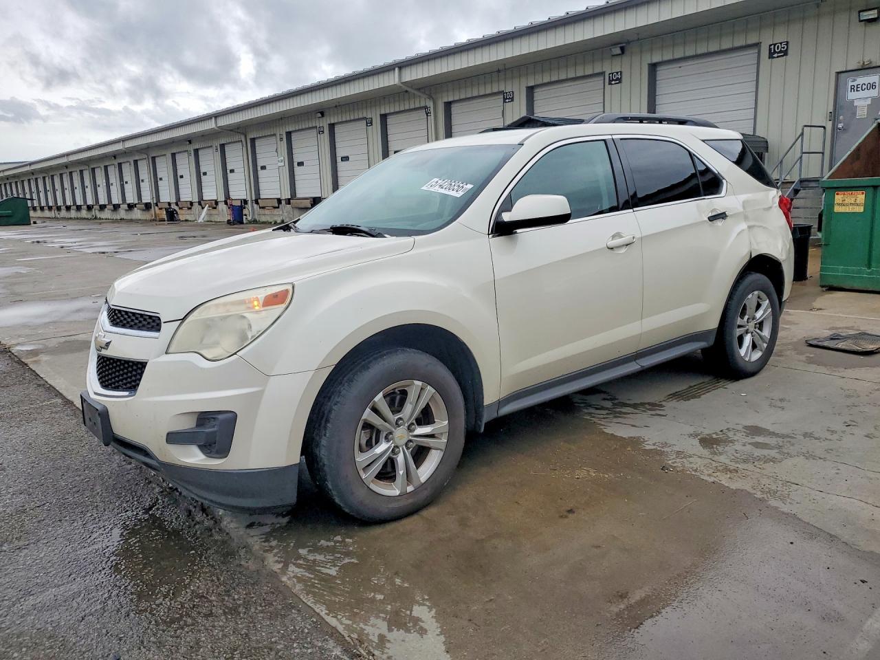 Salvage Chevrolet Equinox Image