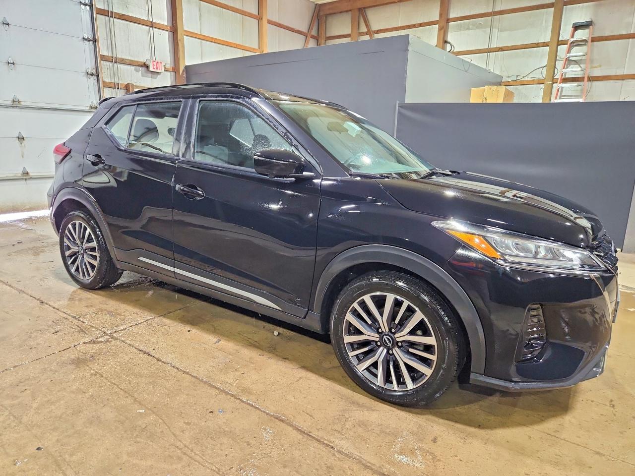 Nissan Kicks Sr