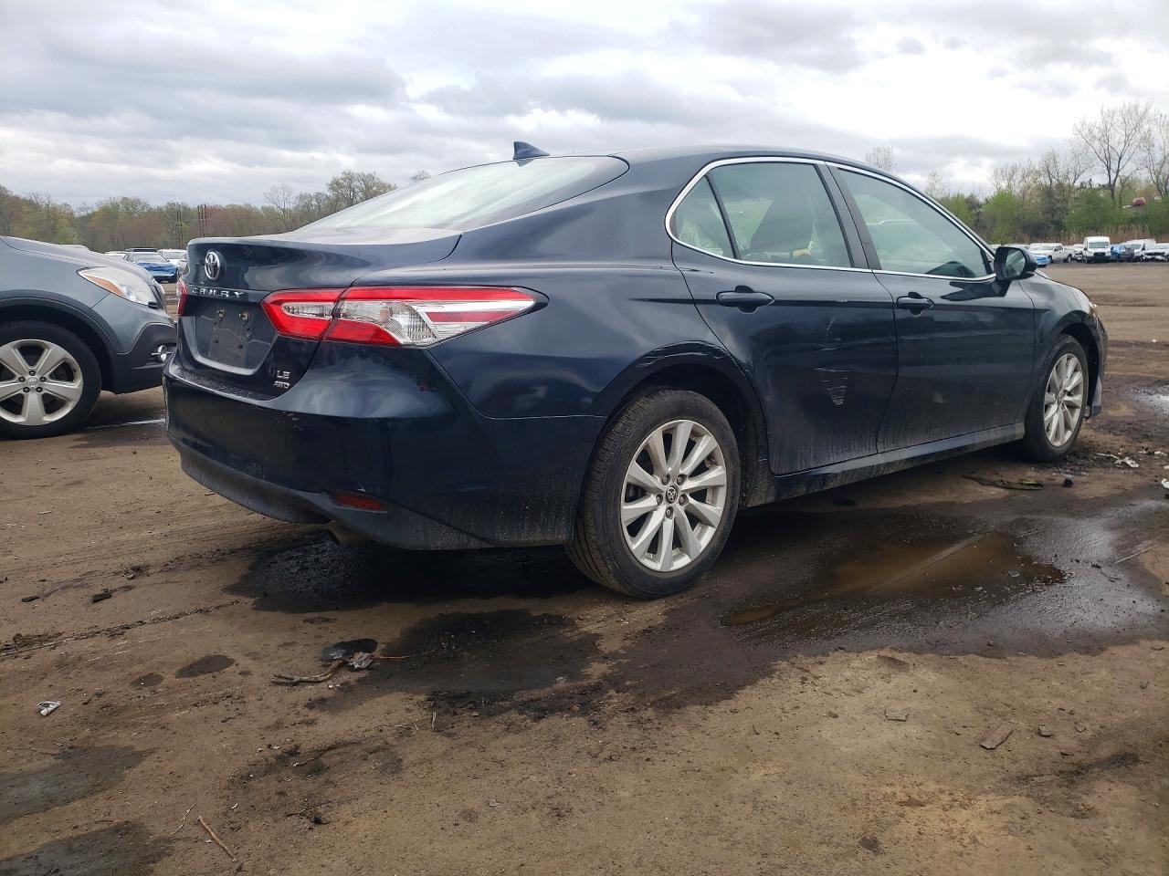 Toyota Camry Le