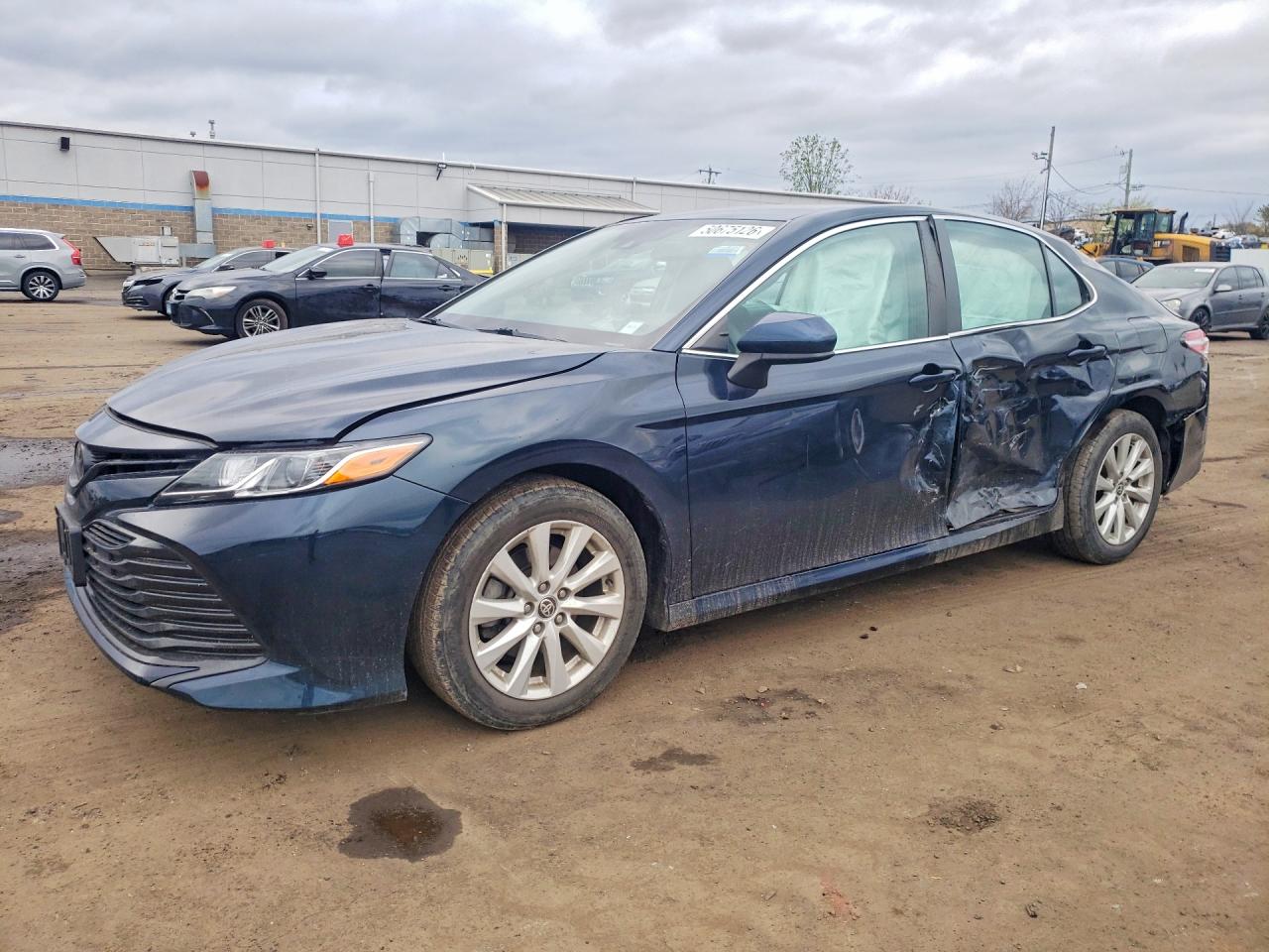 Salvage Toyota Camry Image