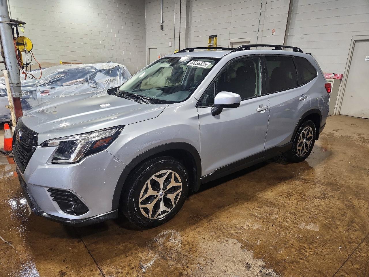 Salvage Subaru Forester Image