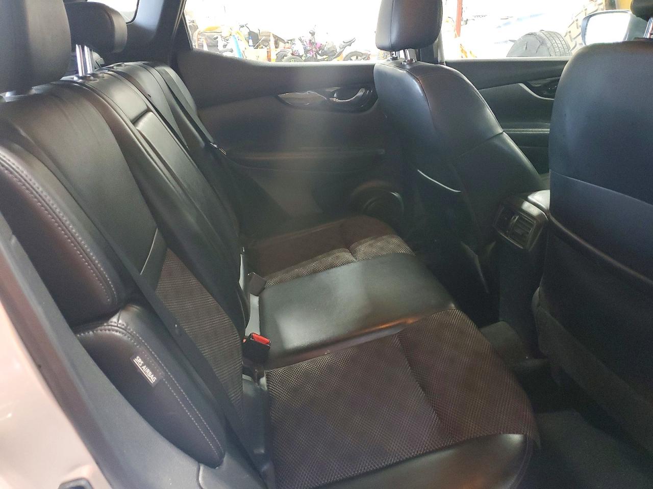 Nissan Rogue Sv