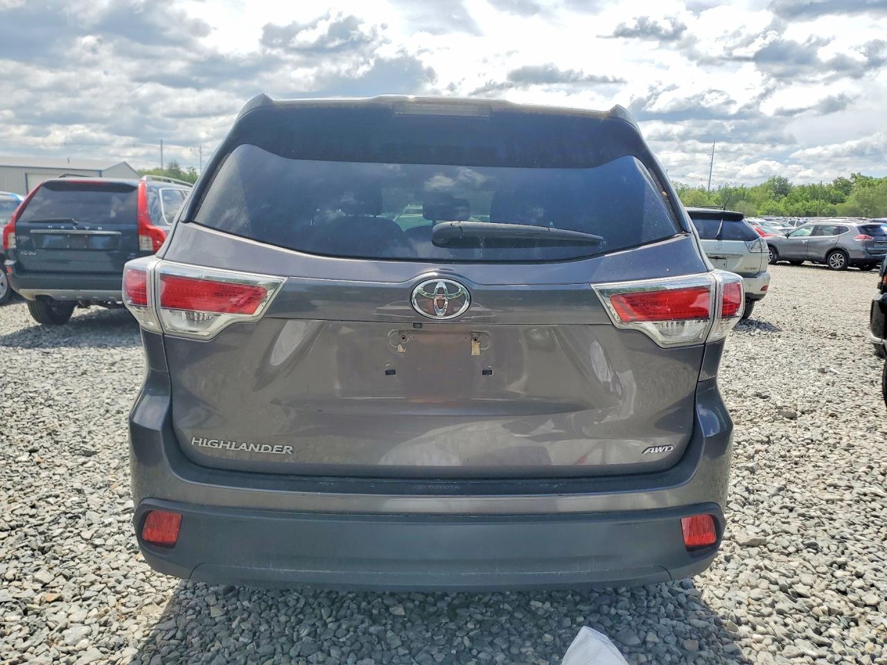 Toyota Highlander Le