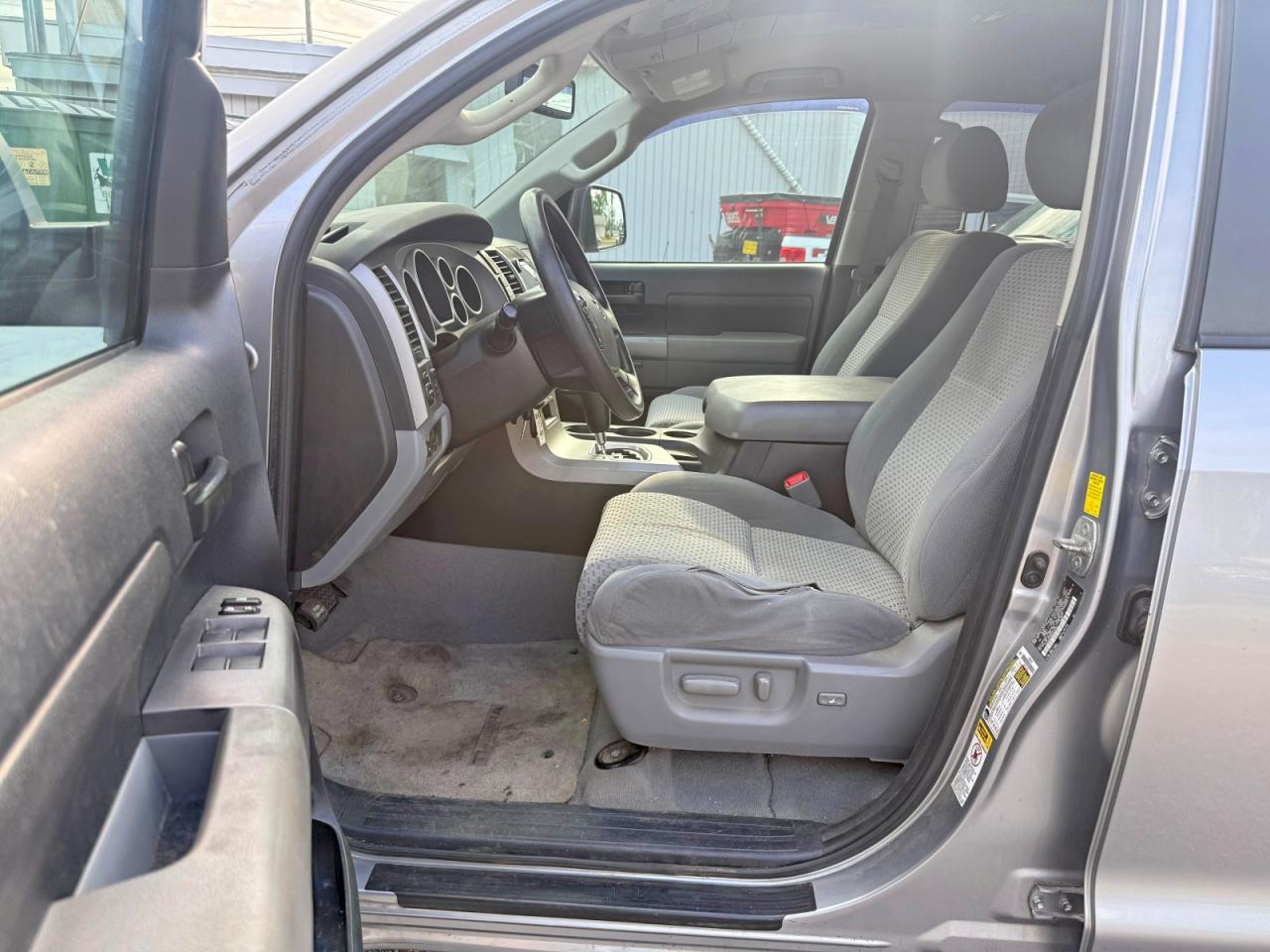 Toyota Tundra Double Cab Sr5