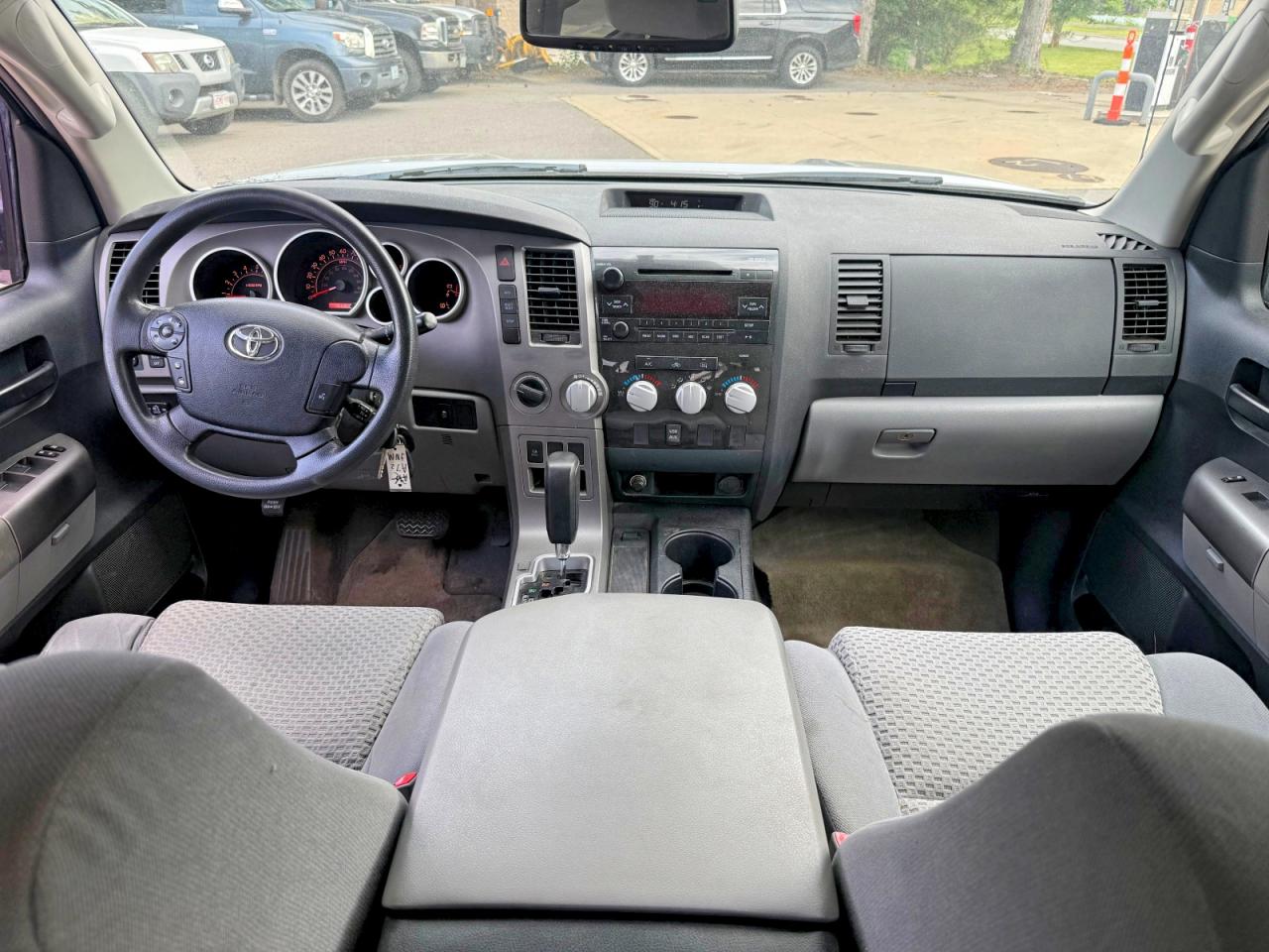 Toyota Tundra Double Cab Sr5