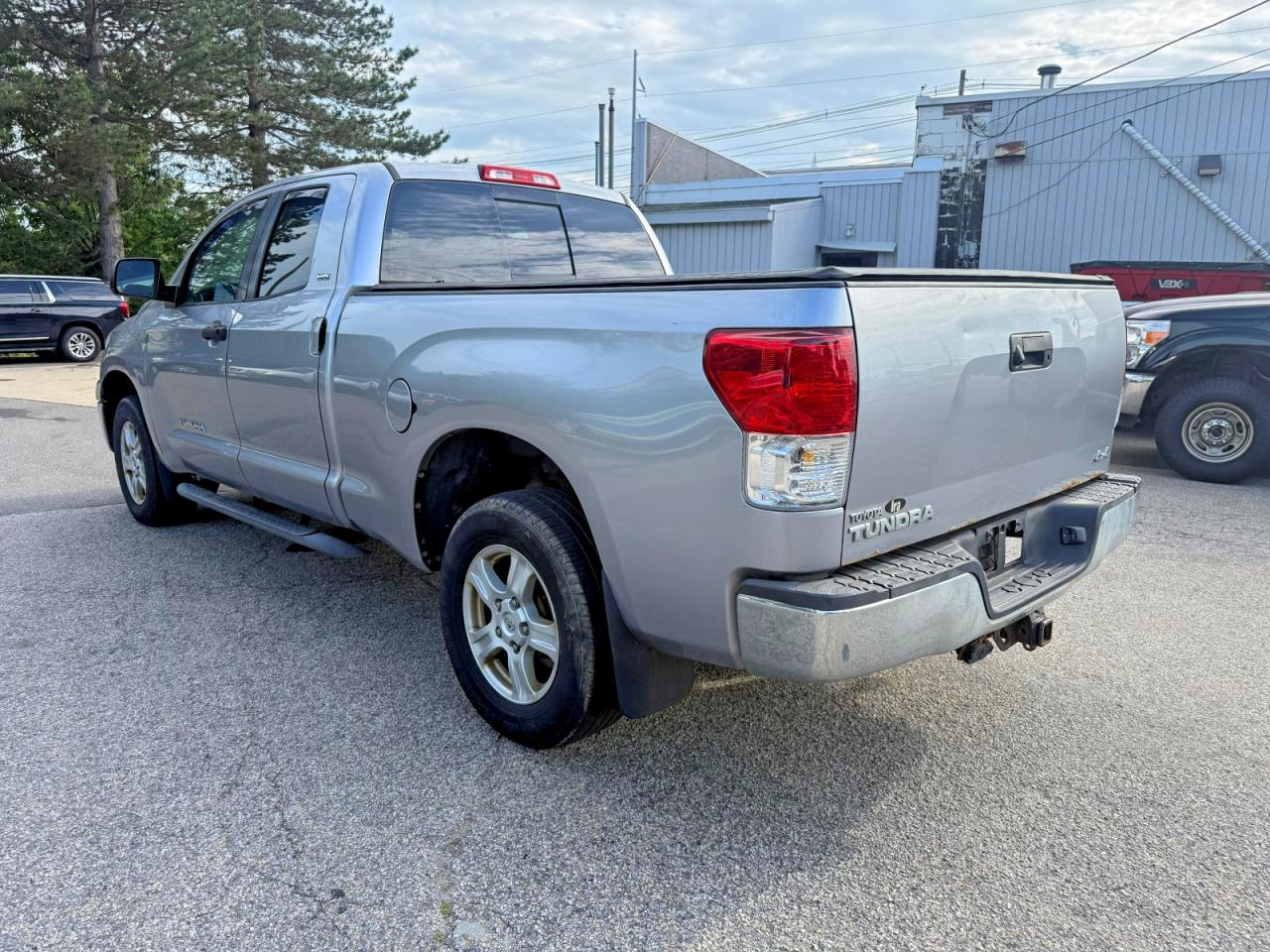 Toyota Tundra Double Cab Sr5
