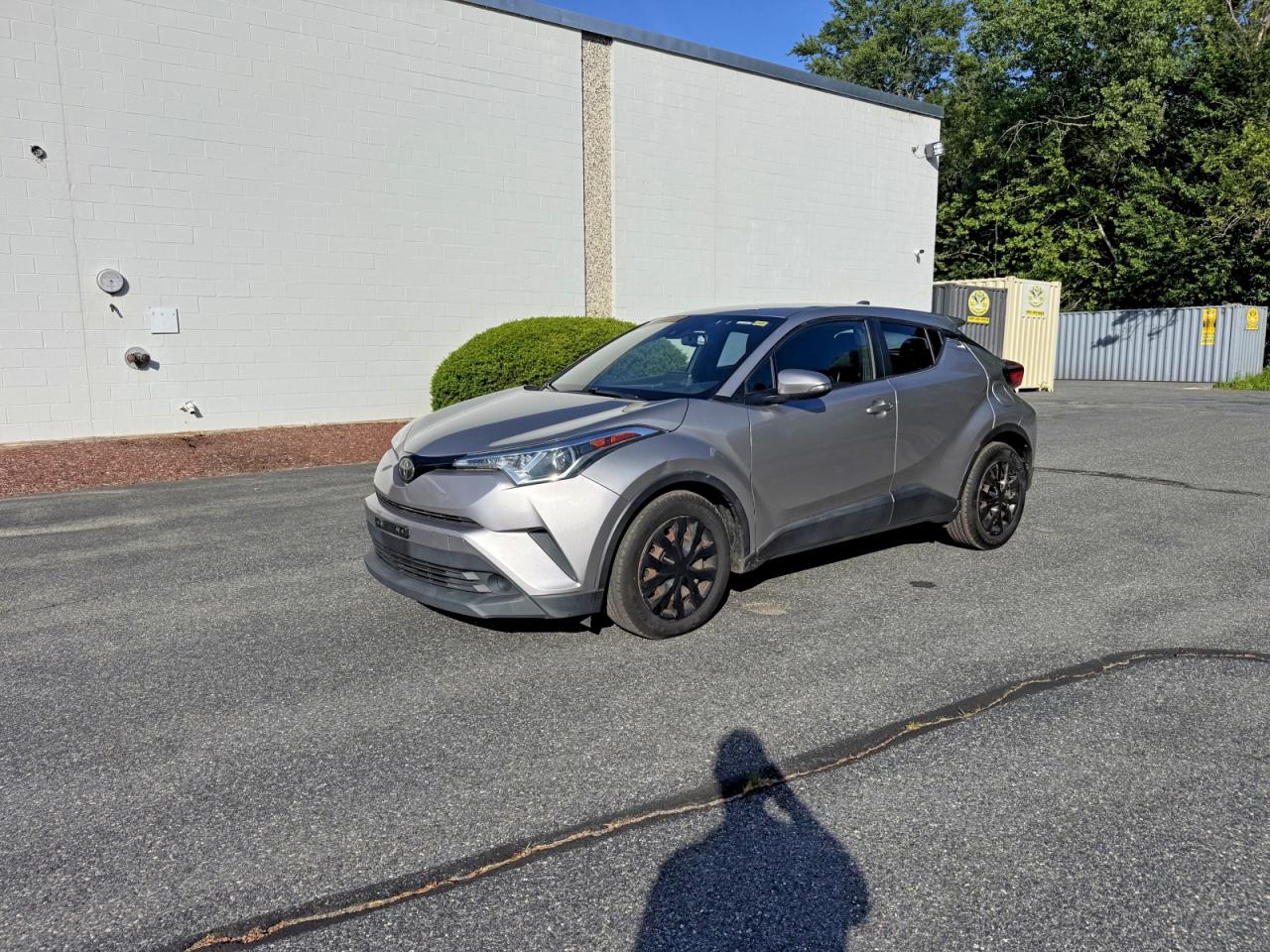 Toyota C-hr Le Le