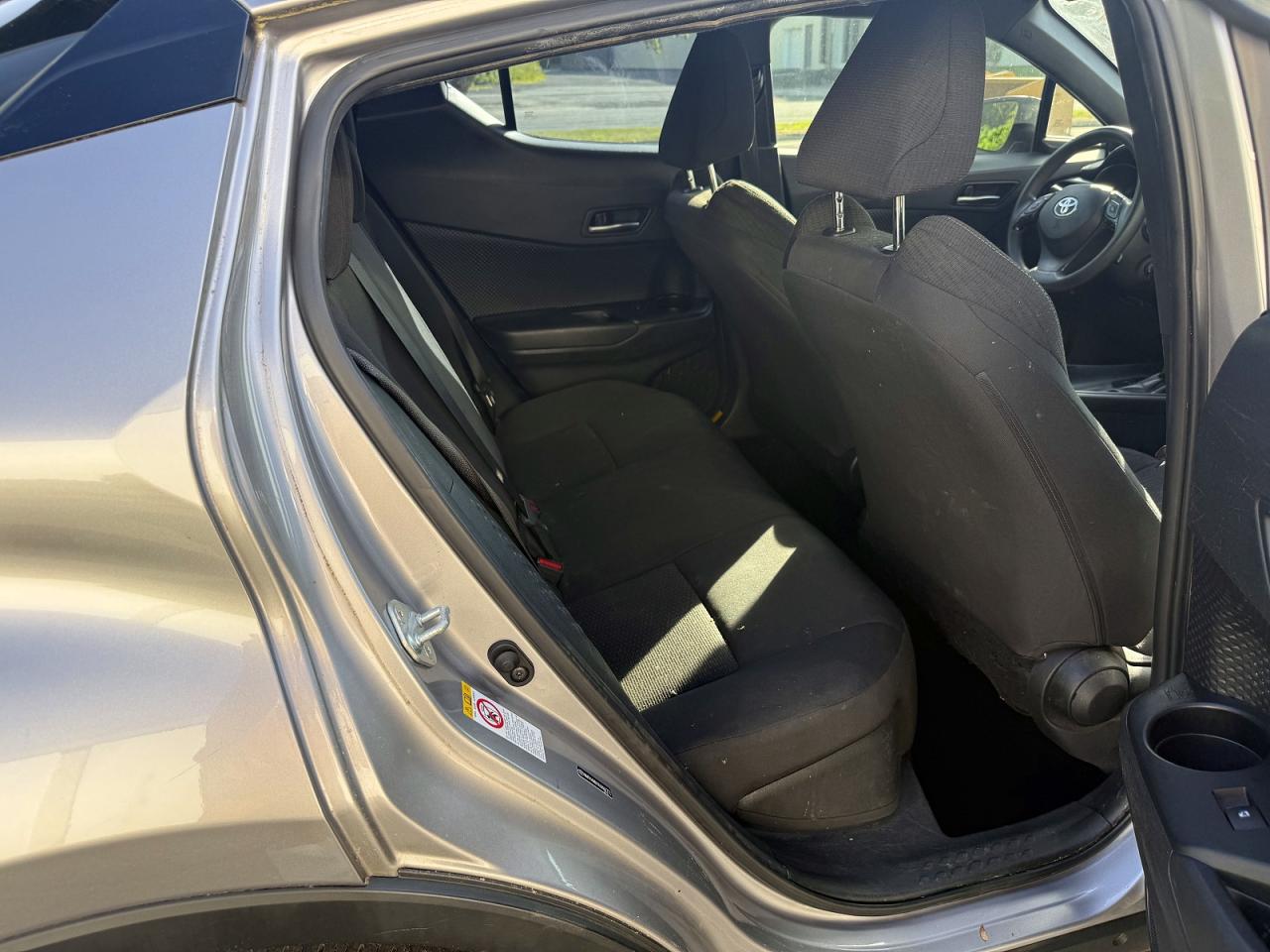 Toyota C-hr Le Le