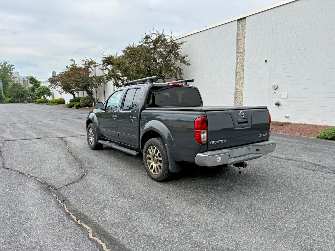 Nissan Frontier S