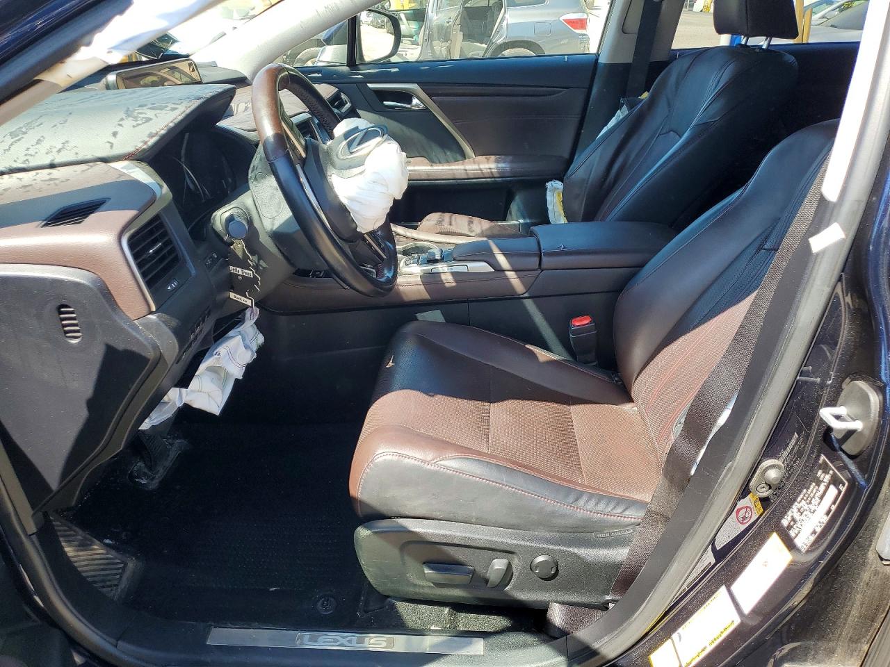 Lexus RX Base
