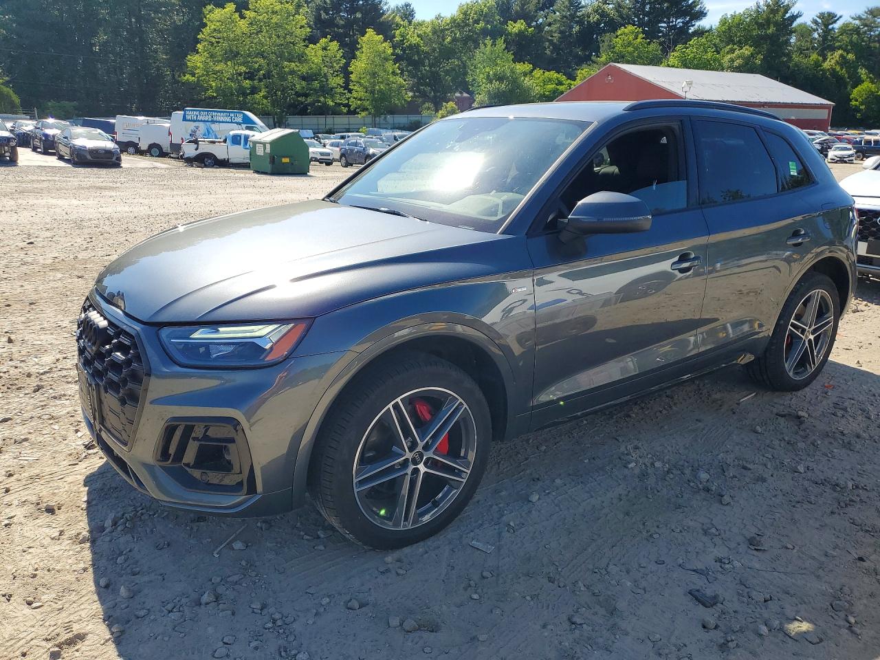 Salvage Audi Q5 Image