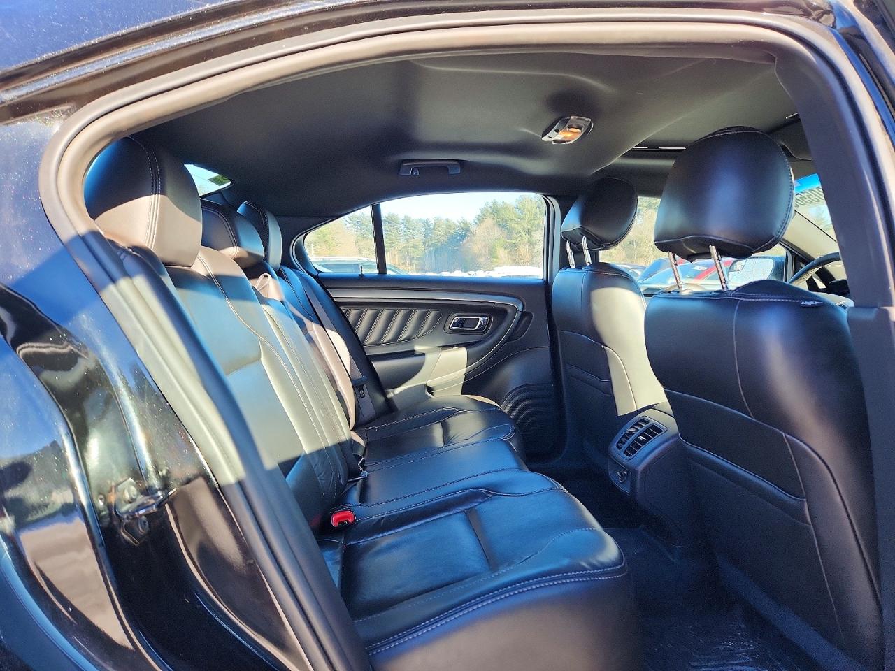 Ford Taurus Sel