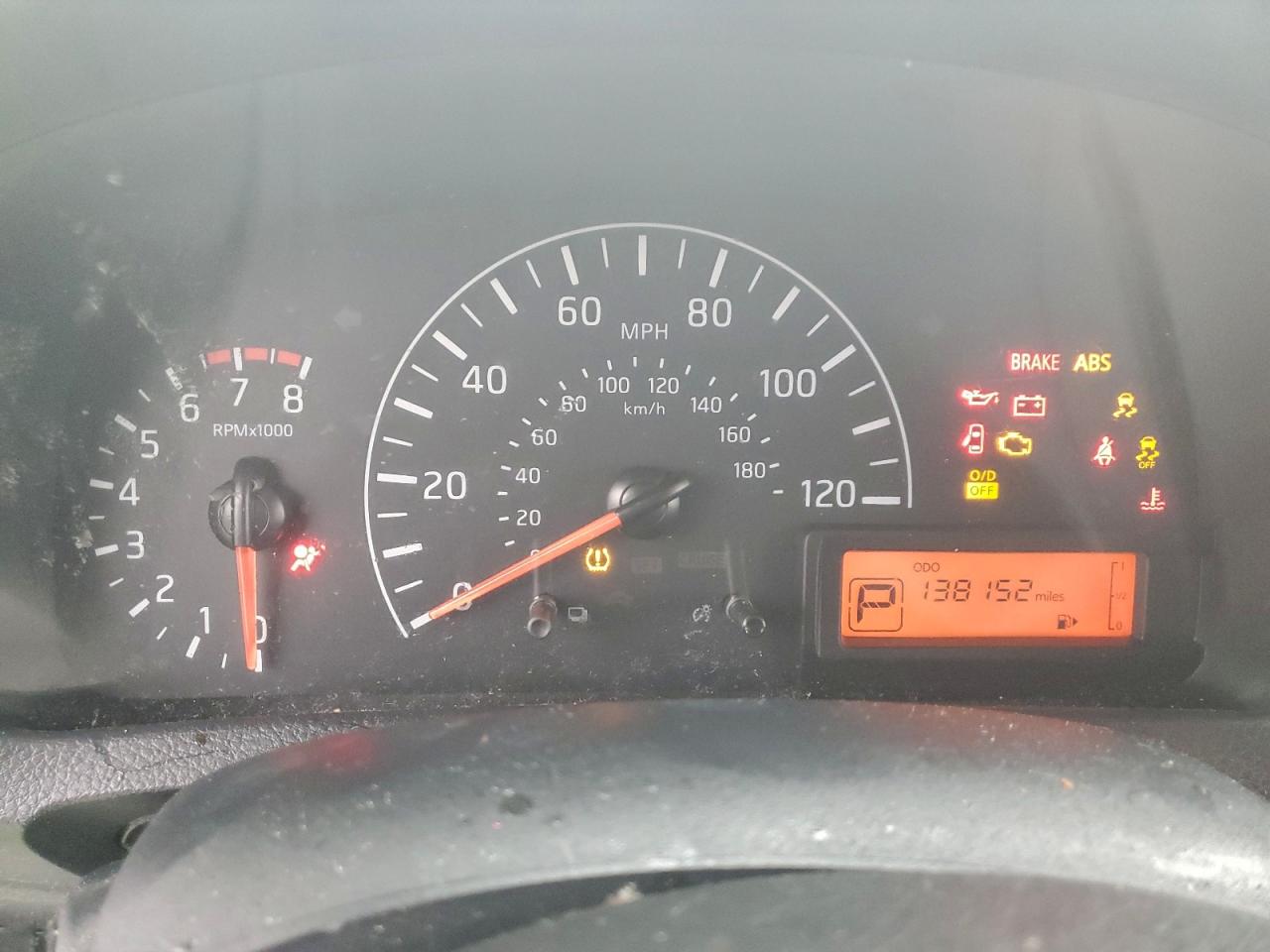Nissan Nv 2.5s
