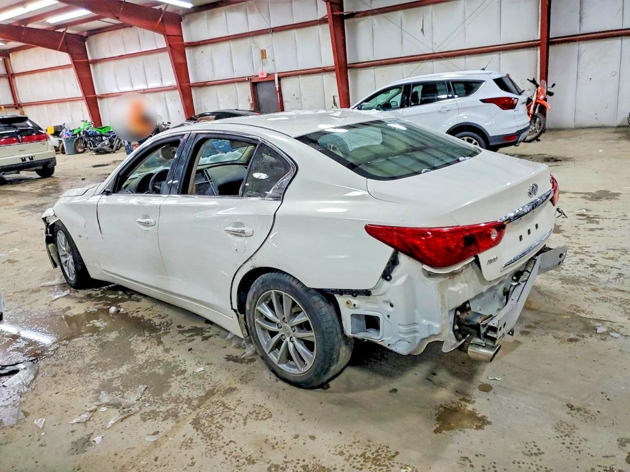 INFINITI Q50 Base