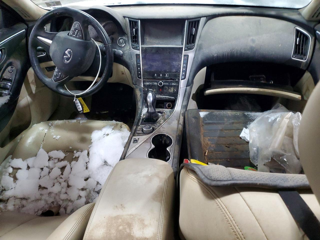 INFINITI Q50 Base