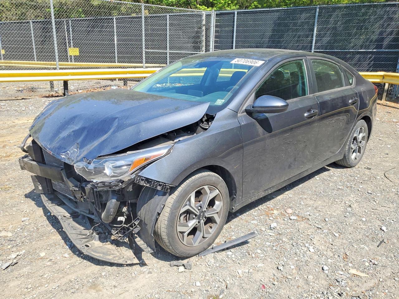 Salvage Kia Forte Image