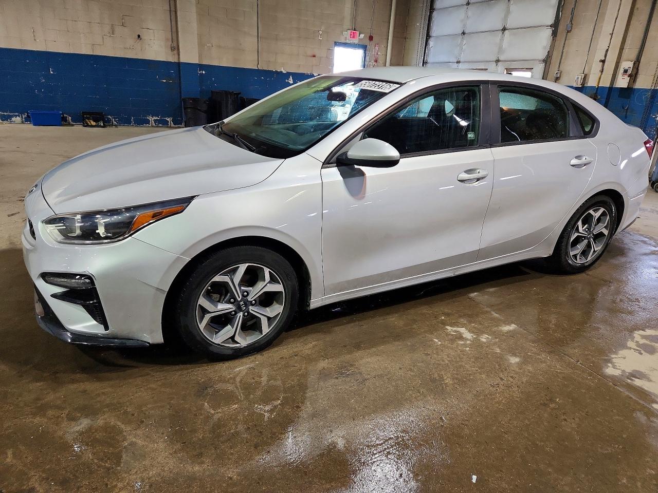 Salvage Kia Forte Image
