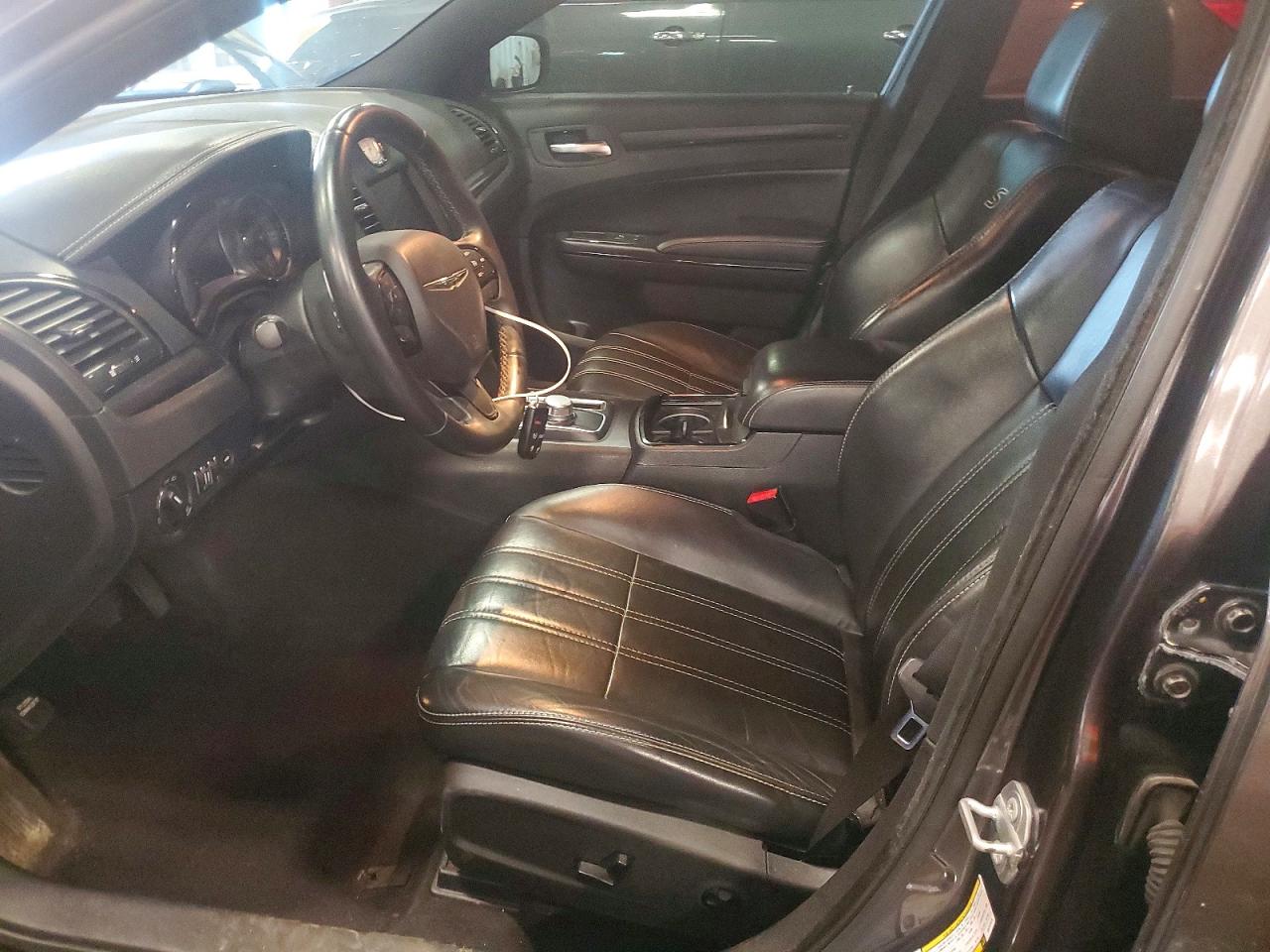 Chrysler 300 S