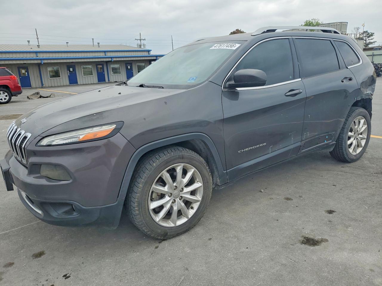 Salvage Jeep Grand Cherokee Image