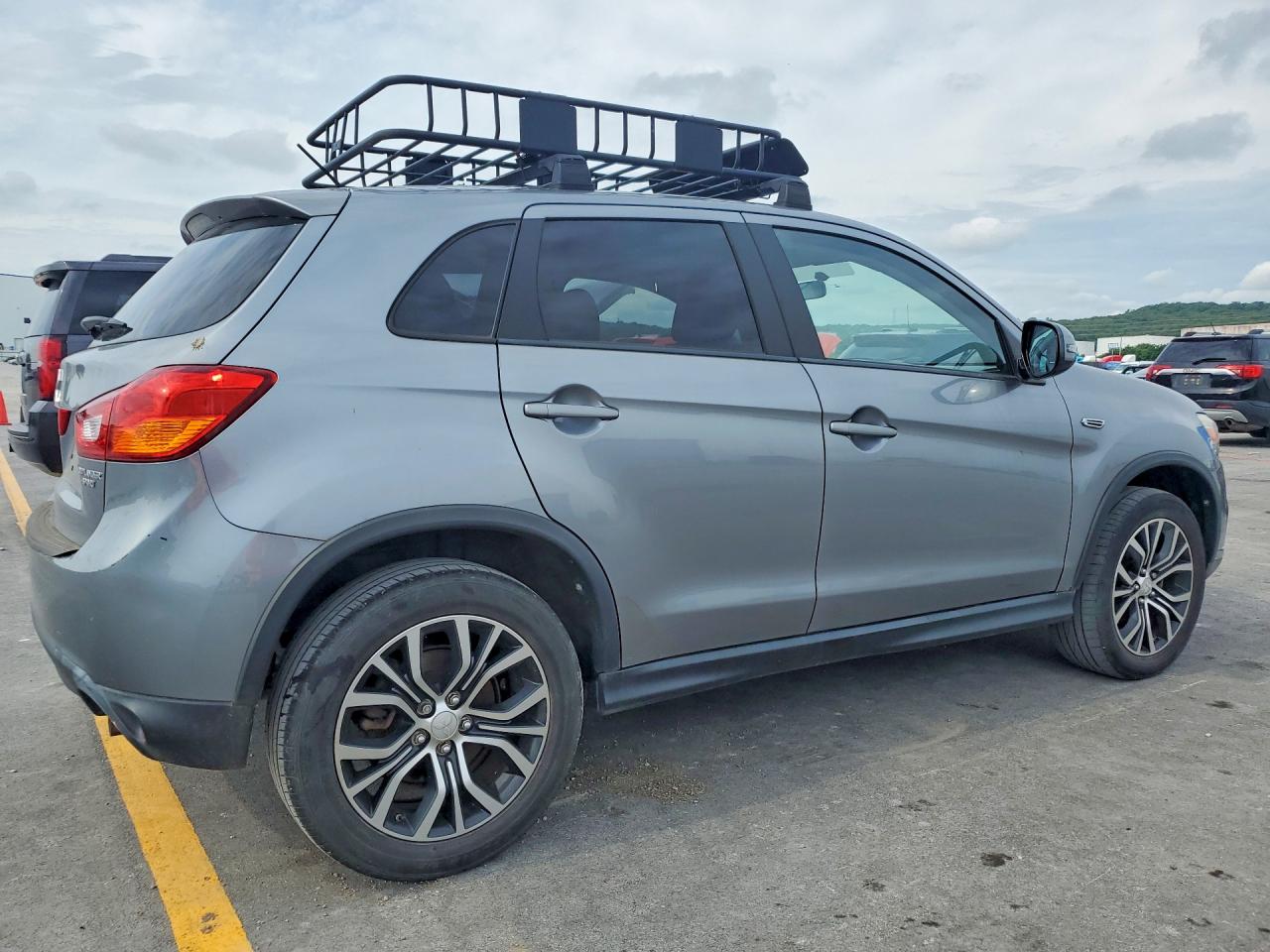 Mitsubishi Outlander Es