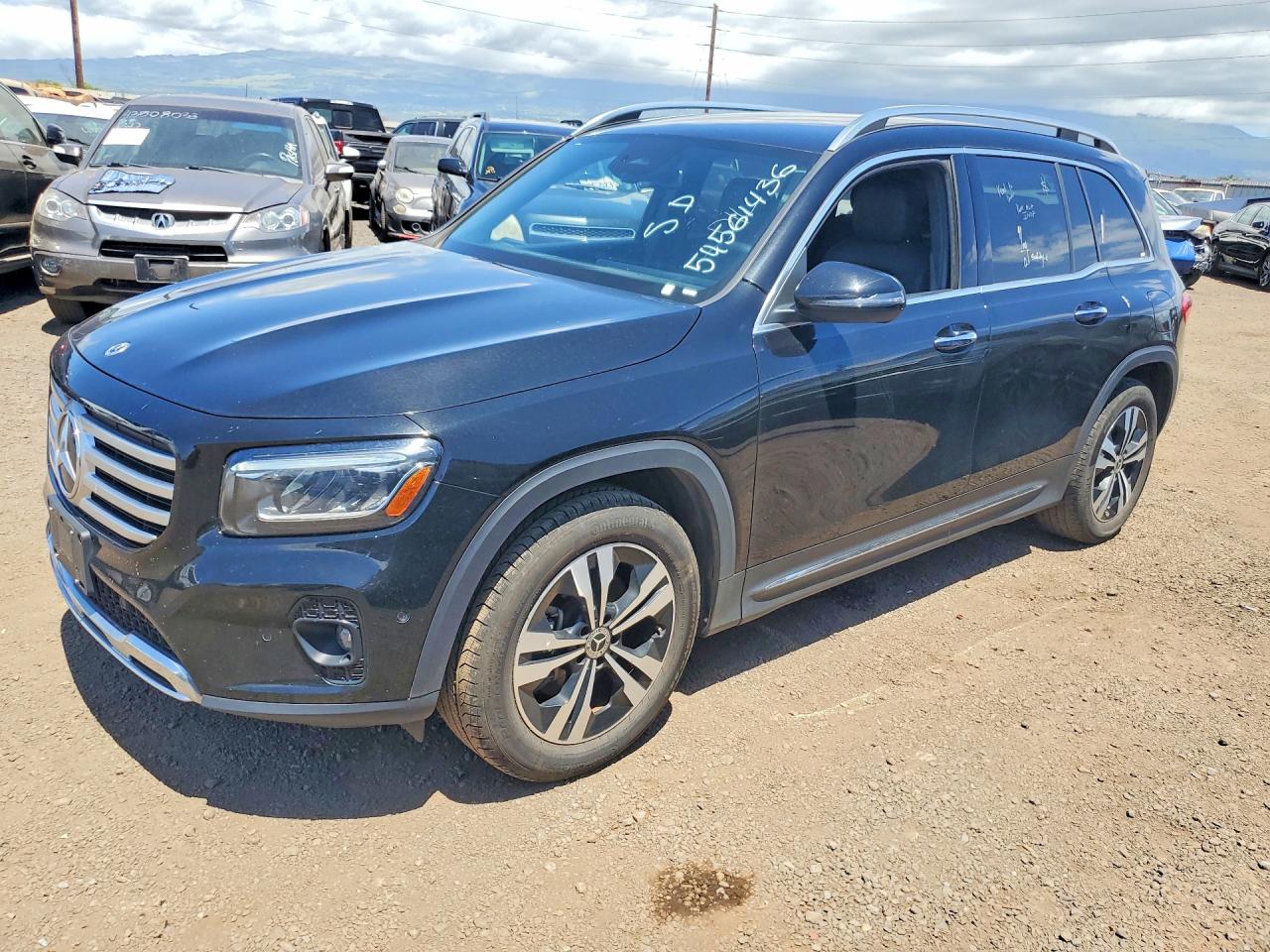 Salvage Mercedes-Benz GLB Image