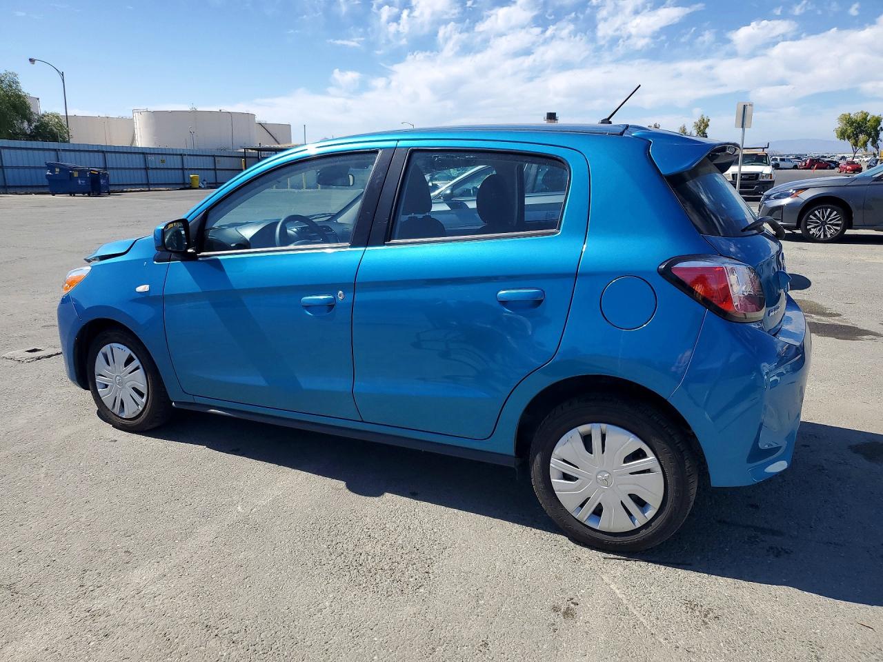 Mitsubishi Mirage Es