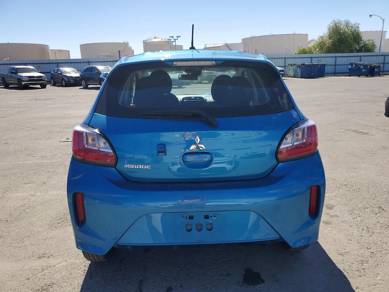 Mitsubishi Mirage Es
