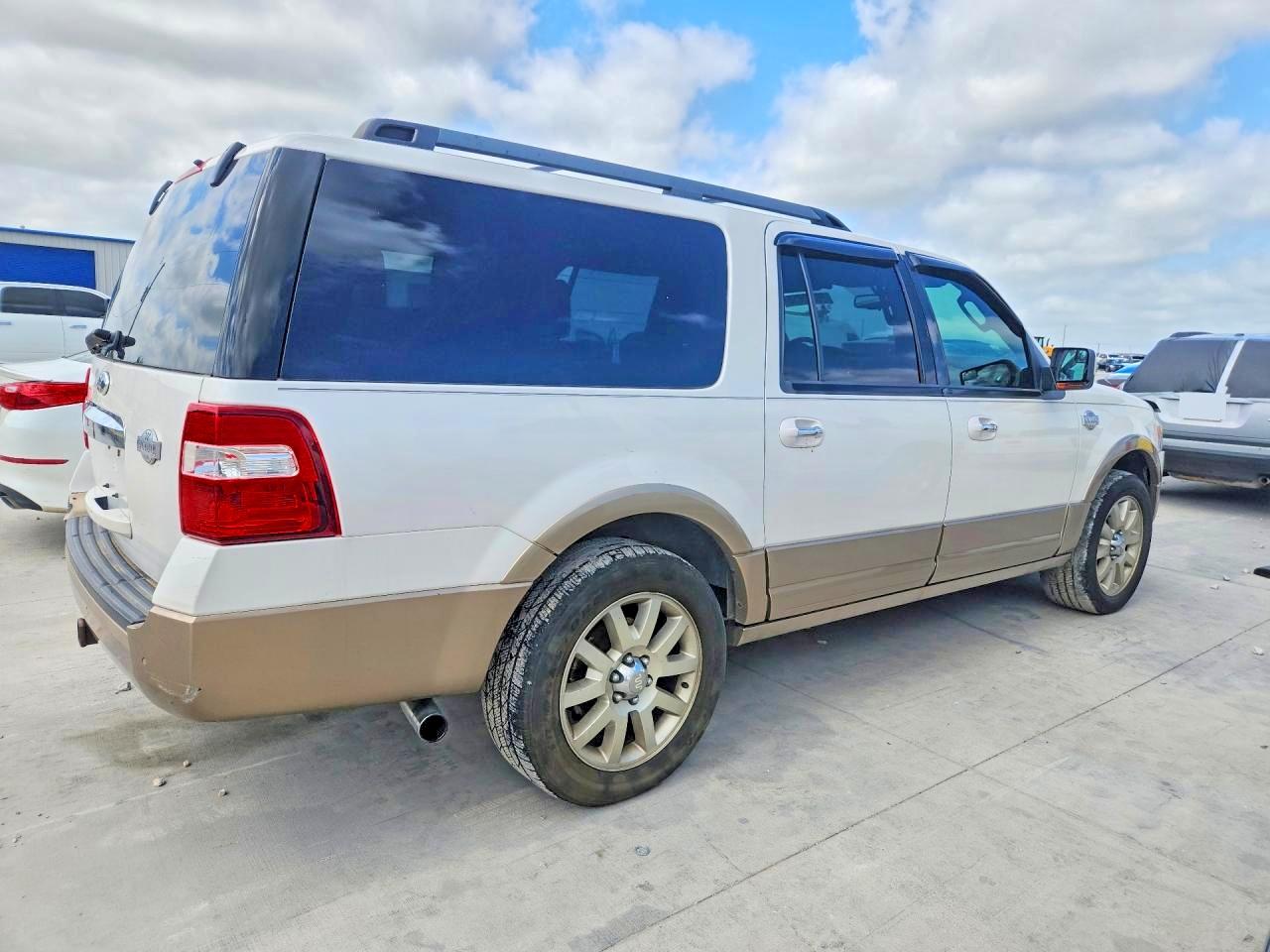 Ford Expedition El Xlt