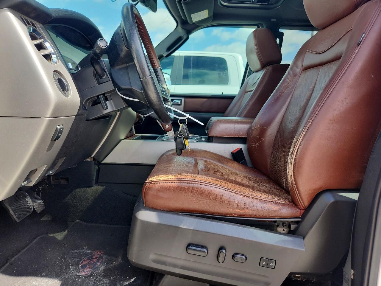 Ford Expedition El Xlt