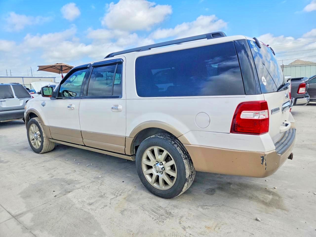 Ford Expedition El Xlt