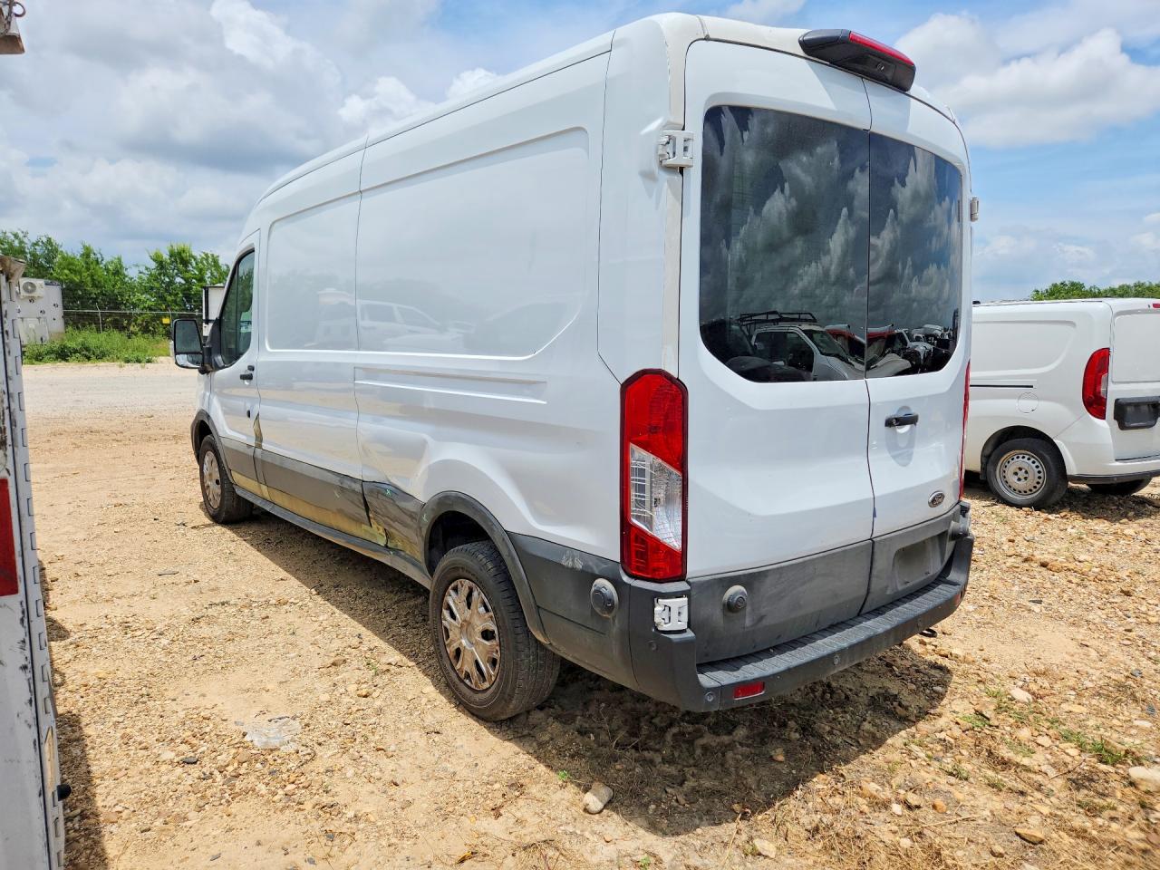 Ford Transit T-150
