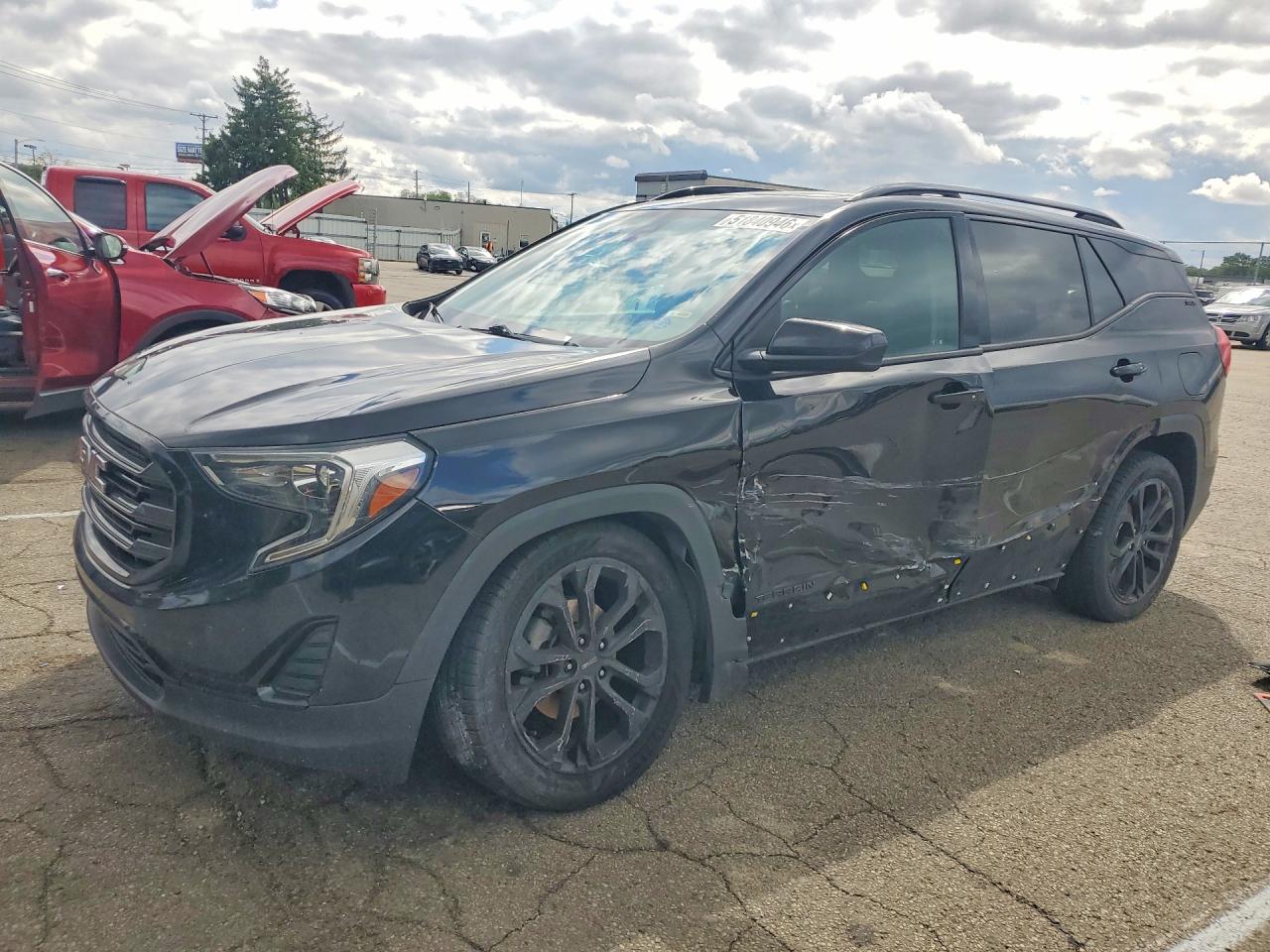 Salvage GMC Terrain Image