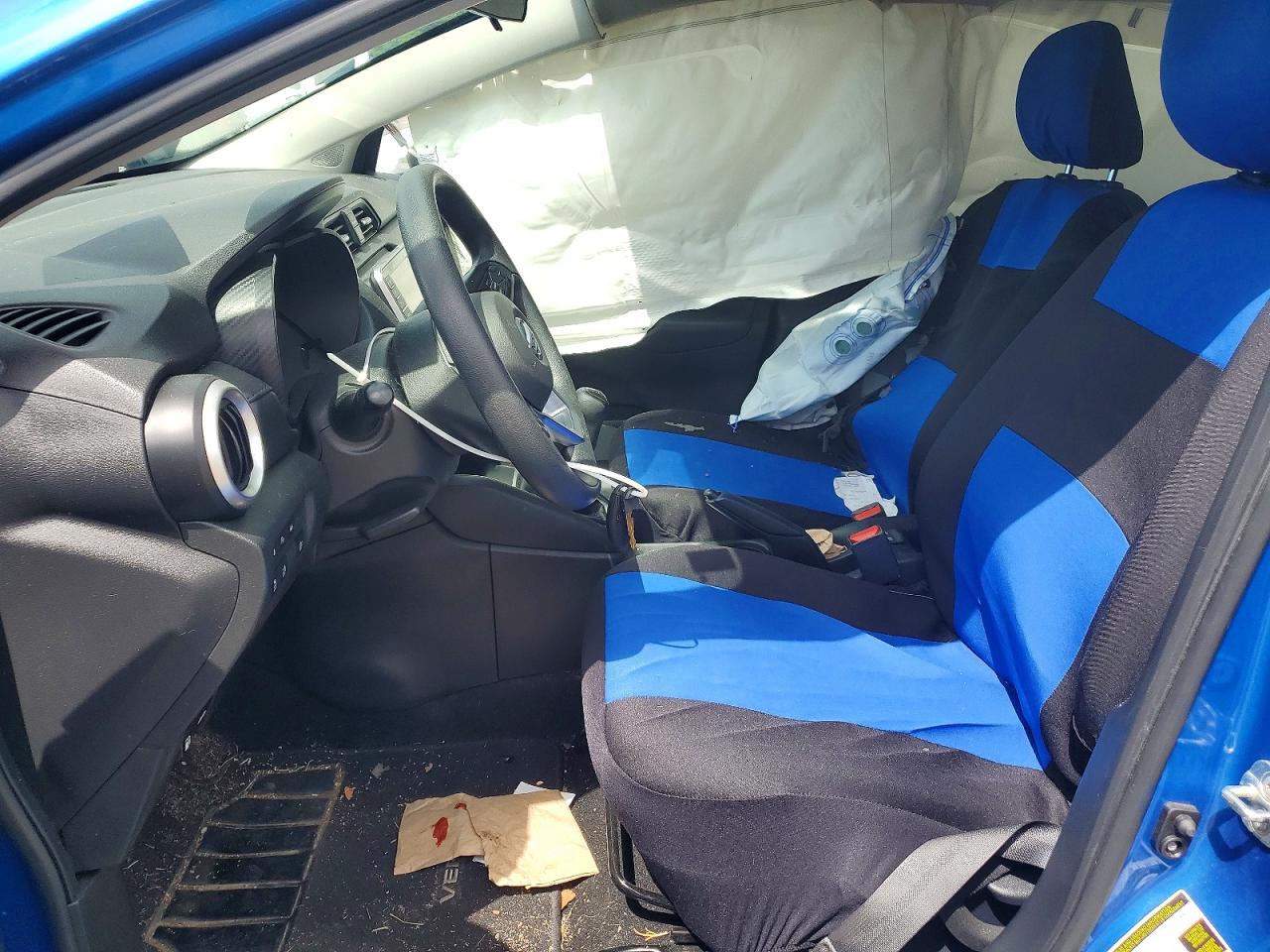 Nissan Versa S