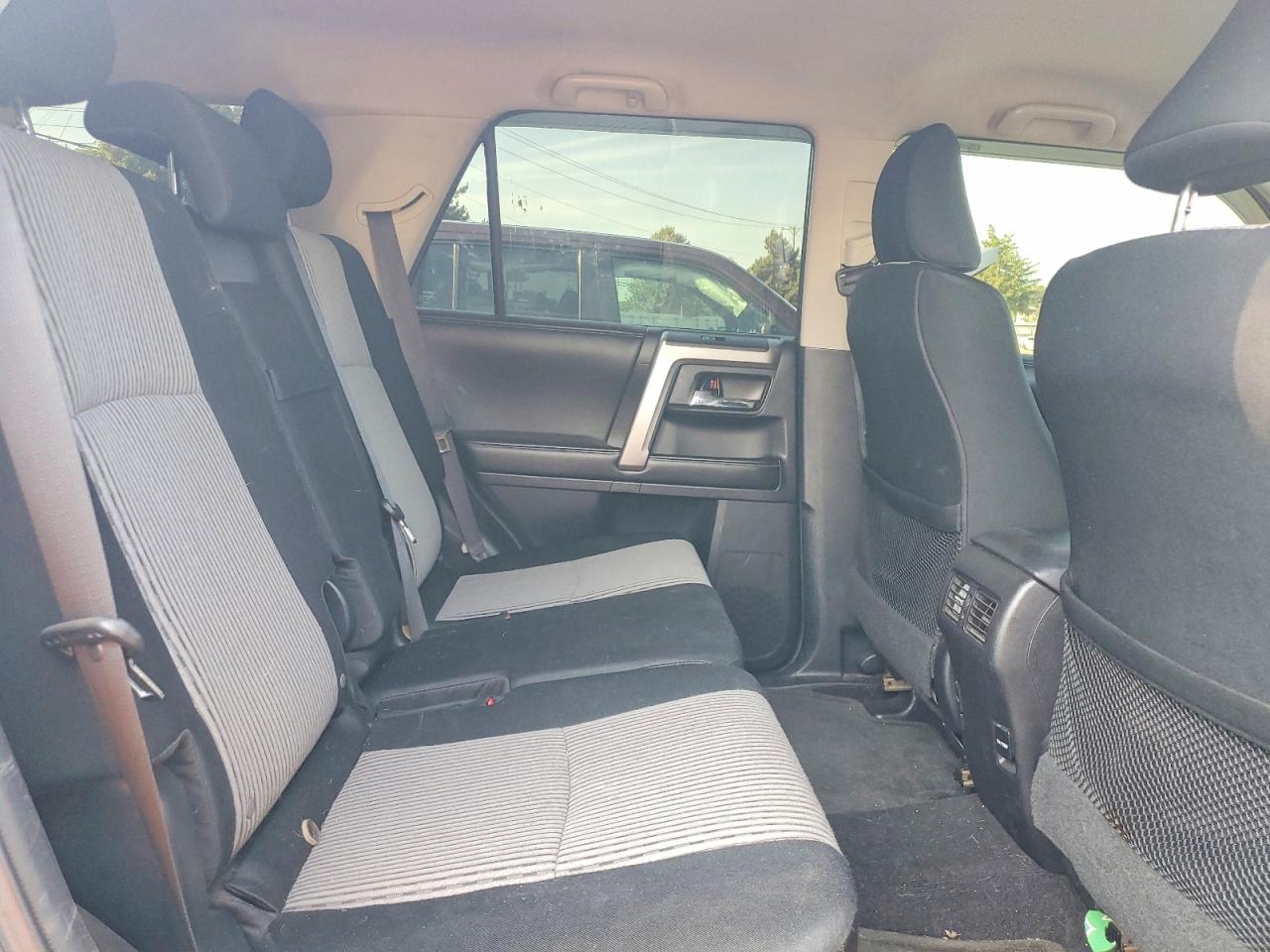Toyota 4Runner Sr5