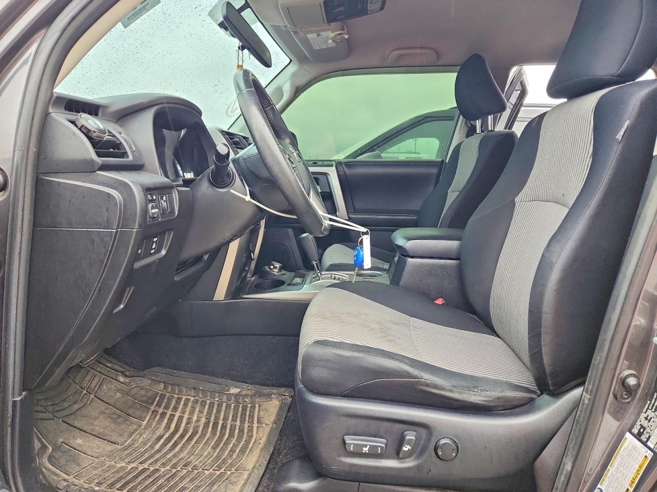 Toyota 4Runner Sr5