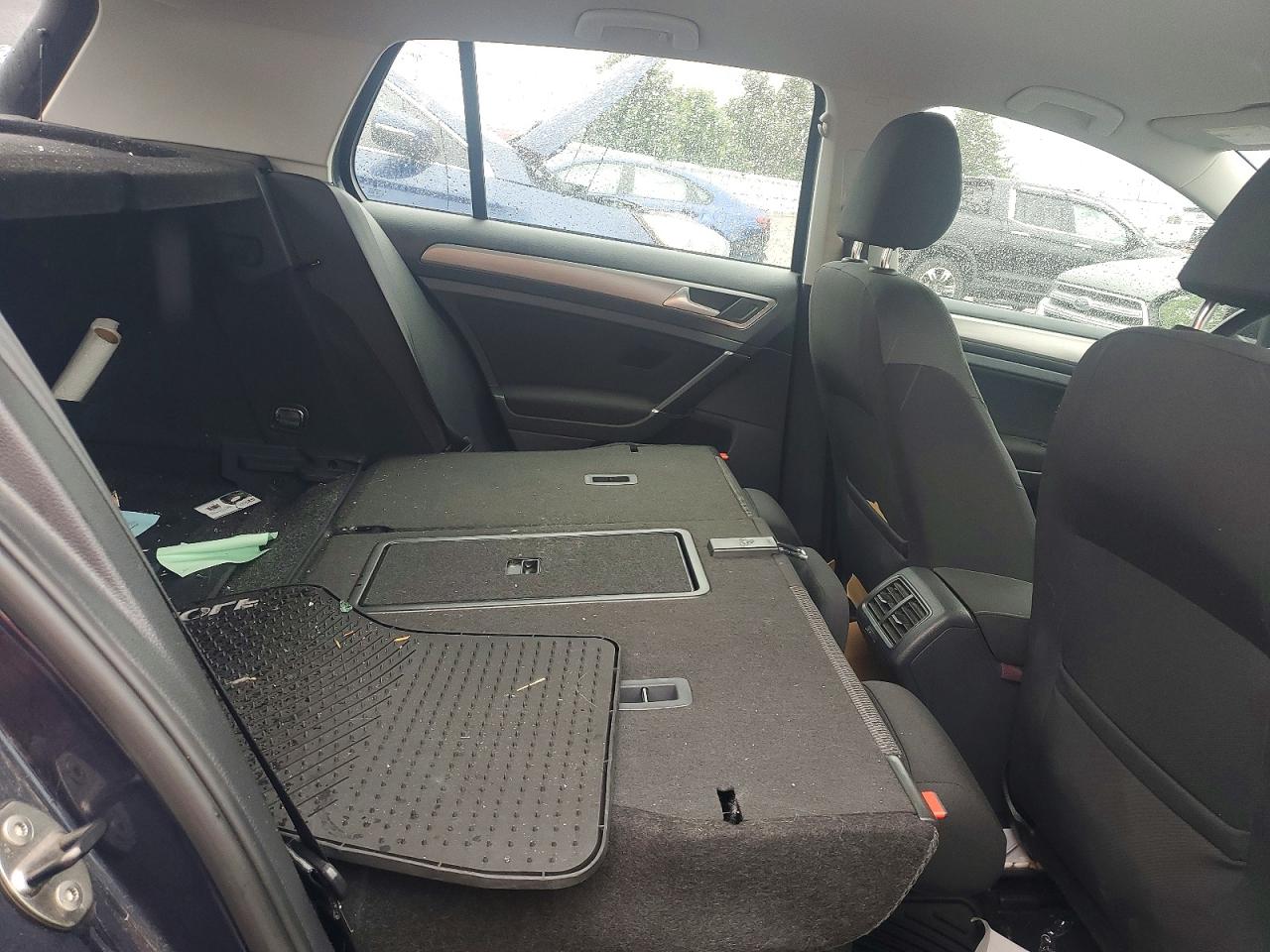 Volkswagen Golf S