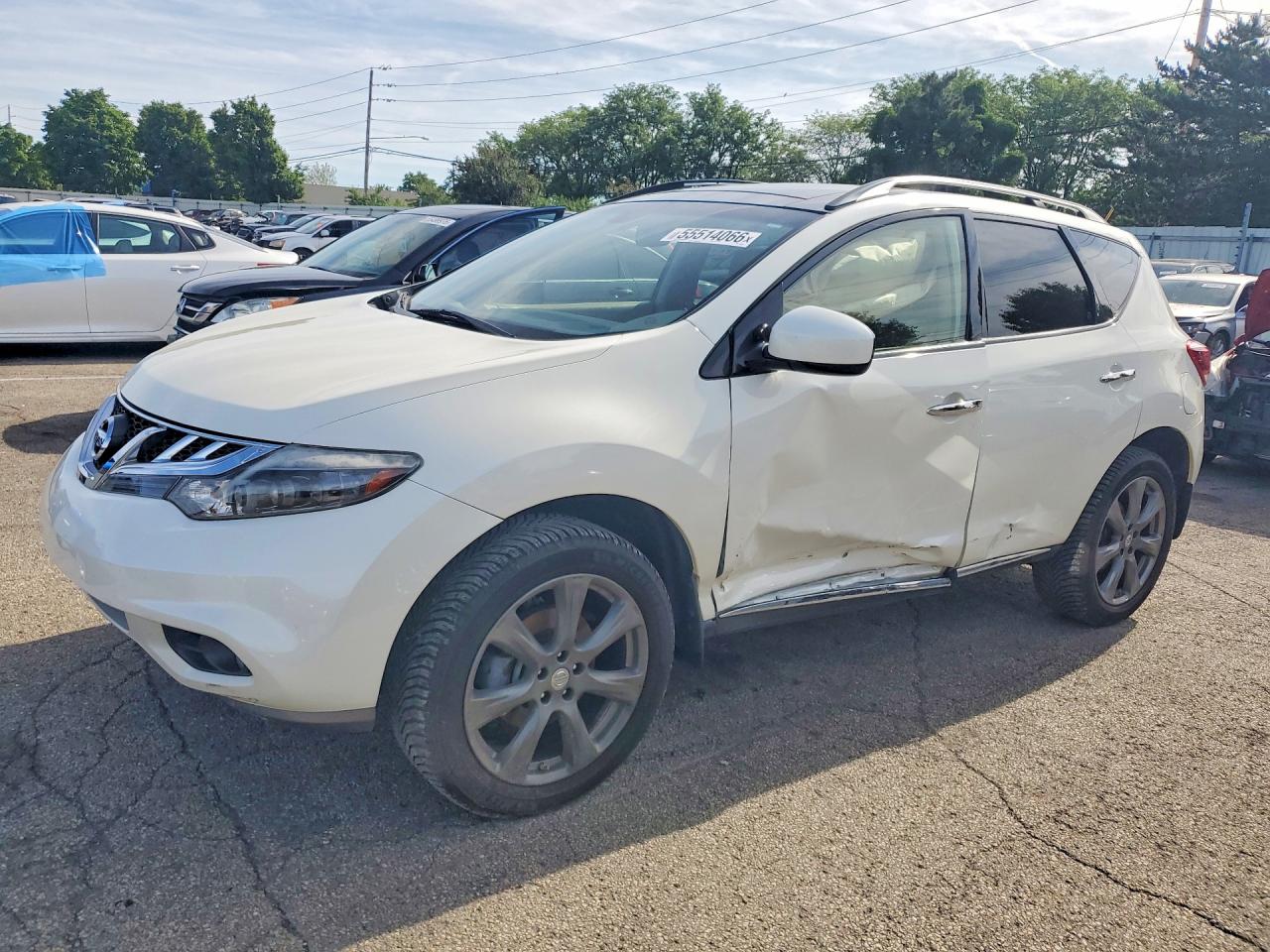 Salvage Nissan Murano Image