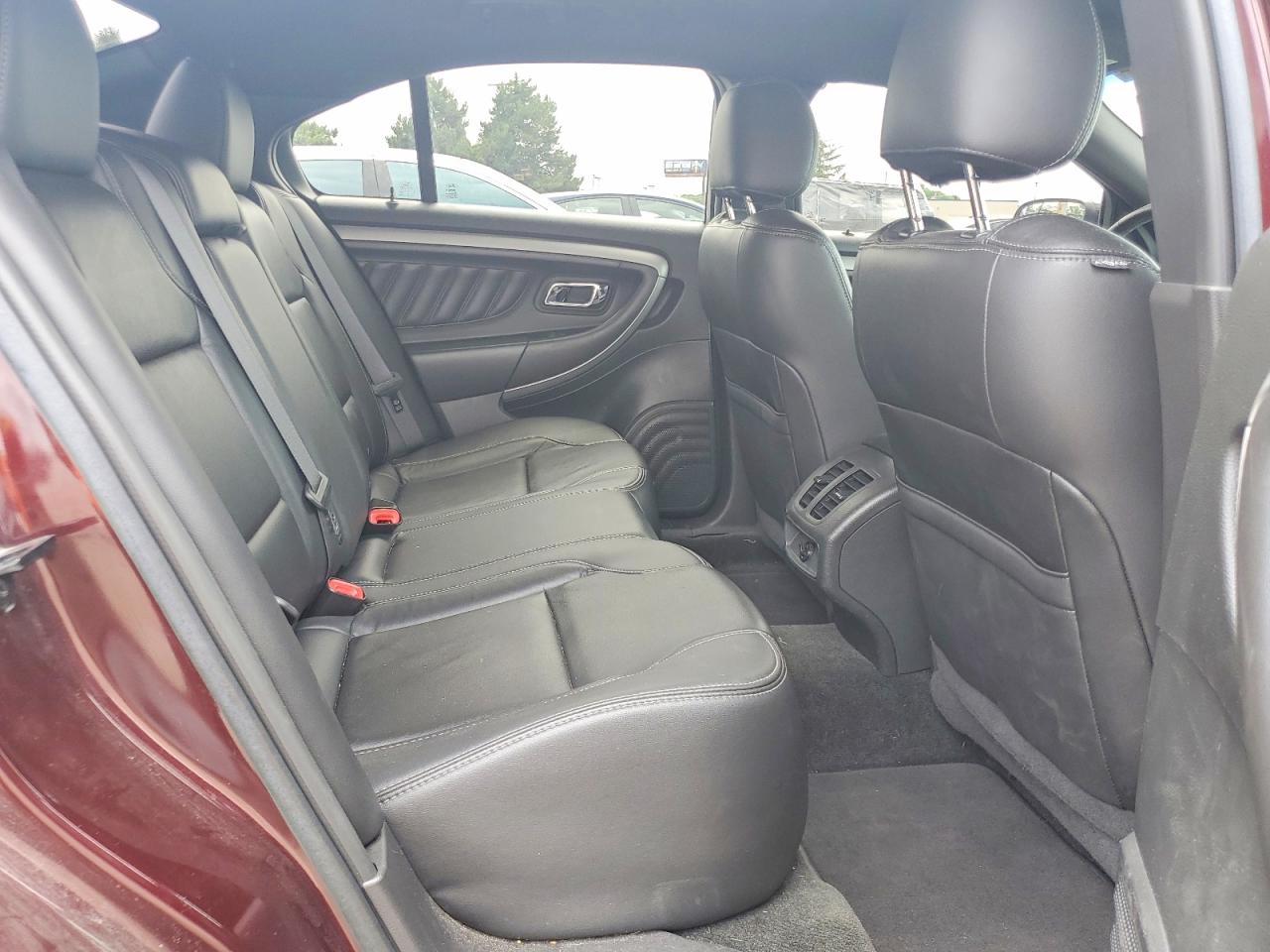 Ford Taurus Sel