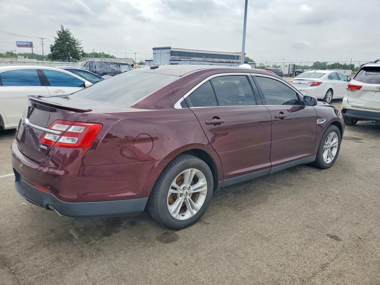 Ford Taurus Sel