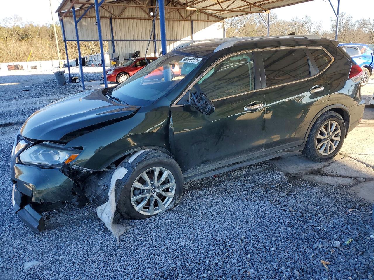 Salvage Nissan Rogue Image