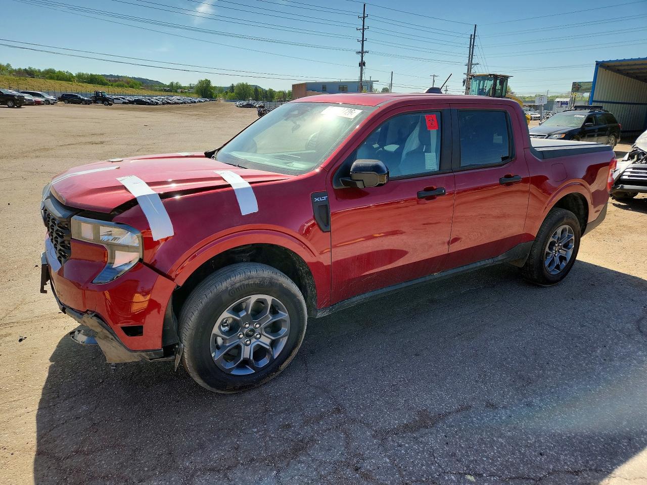 Salvage Ford Maverick Image