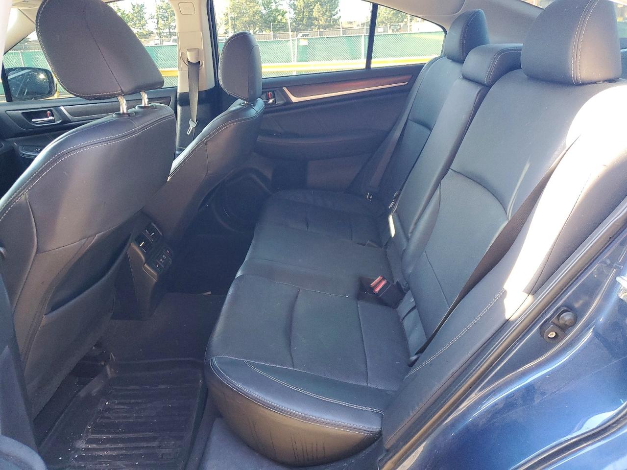 Subaru Legacy 3.6r Limited