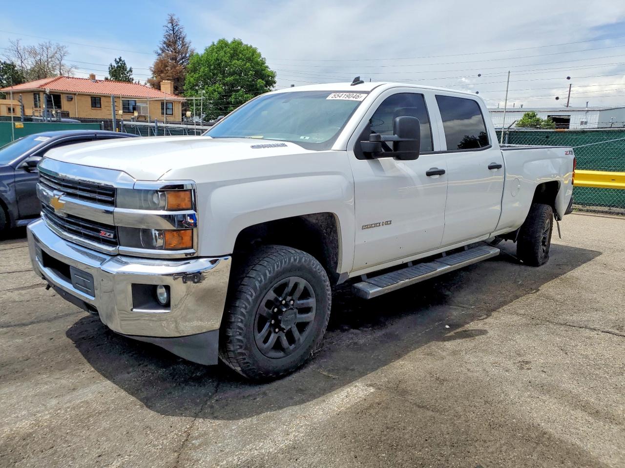 Salvage Chevrolet Silverado Image