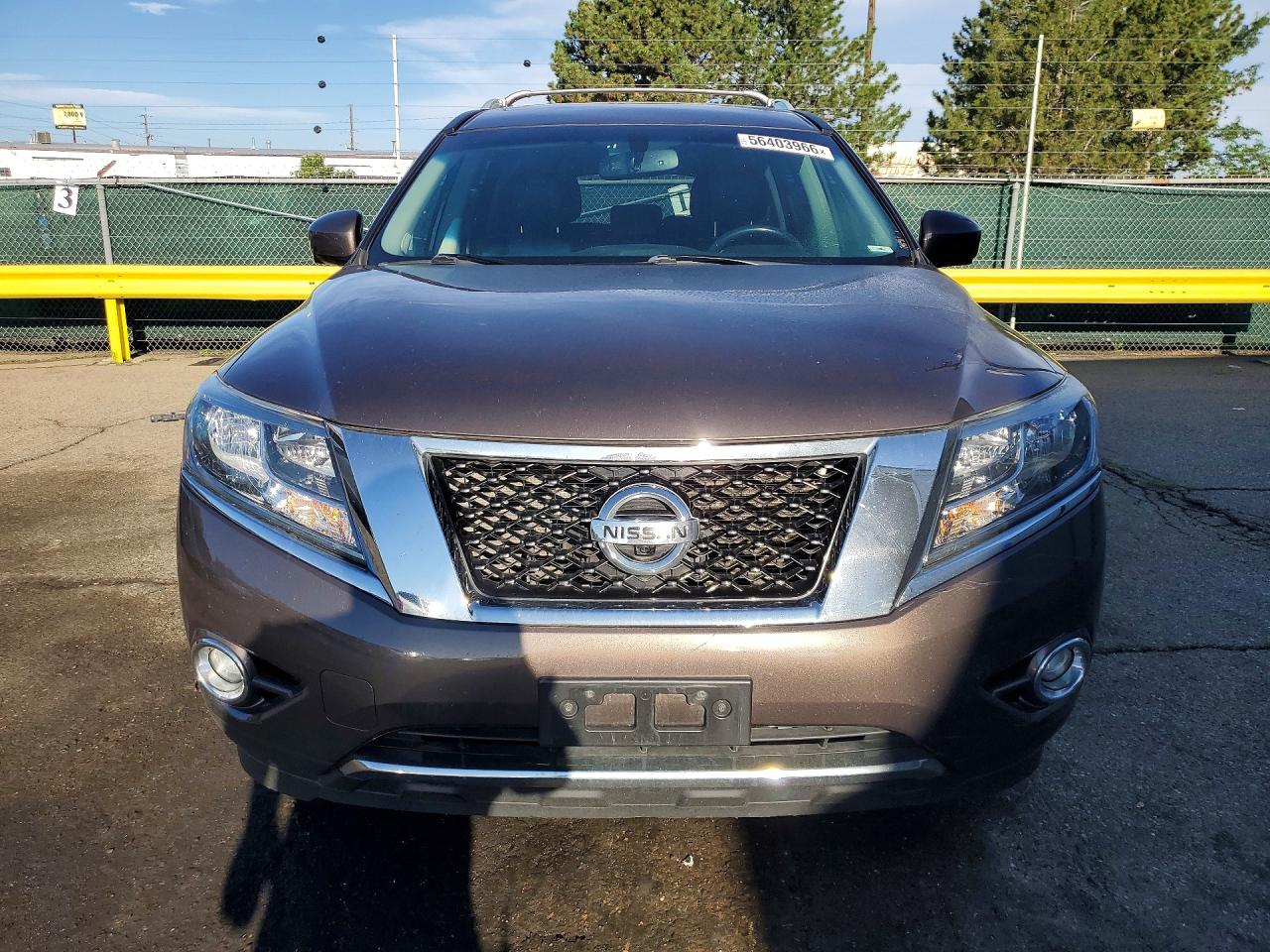 Nissan Pathfinder Platinum