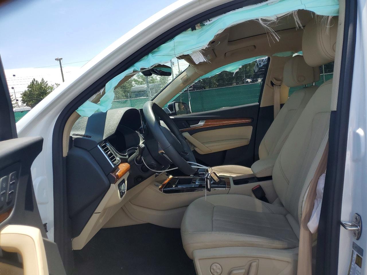 Audi Q5 Premium Plus 45